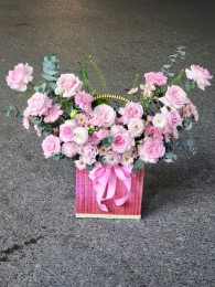 Hộp hoa, giỏ hoa chúc mừng MS549