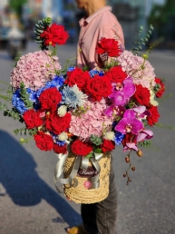 Hộp hoa, giỏ hoa chúc mừng MS553