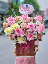 Hộp hoa, giỏ hoa chúc mừng MS557
