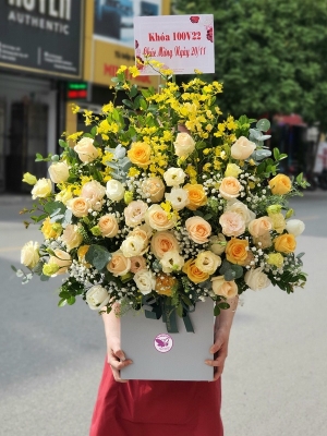 Hộp hoa, giỏ hoa chúc mừng MS334