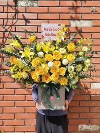 Hộp hoa, giỏ hoa chúc mừng MS432